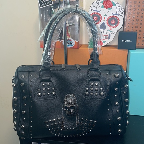 NWT skull bag💀 - Picture 8 of 10